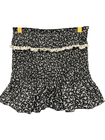 Black/White Floral Roughing Skirt