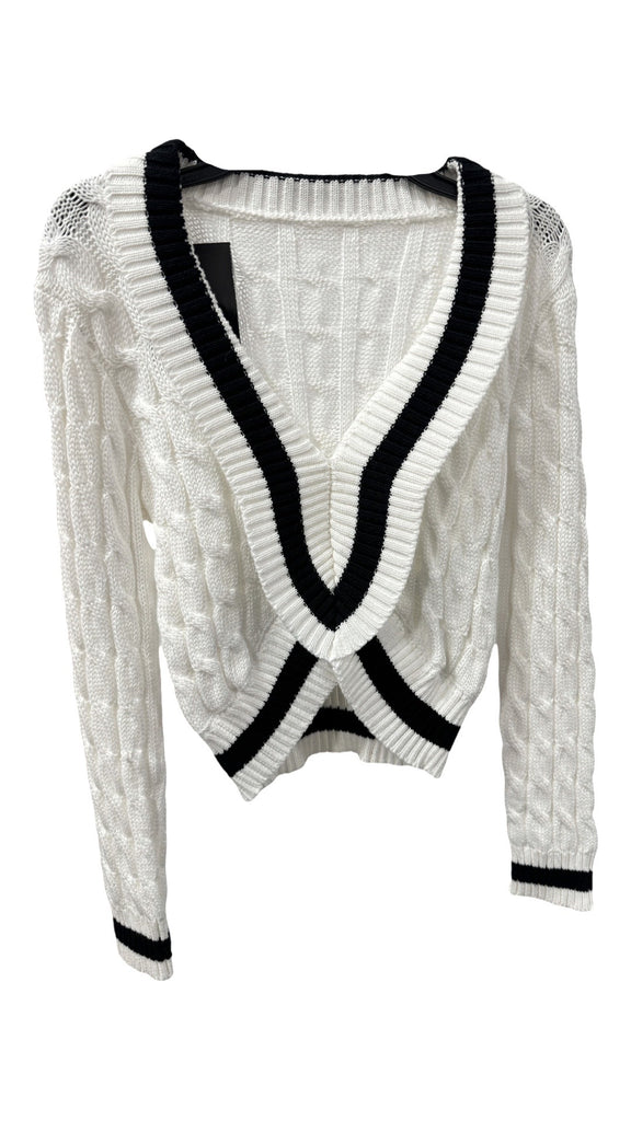 White/Black Cableknit Sweater (sz 5)