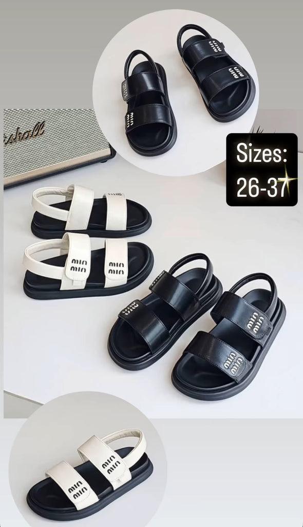 Mimi Sandal